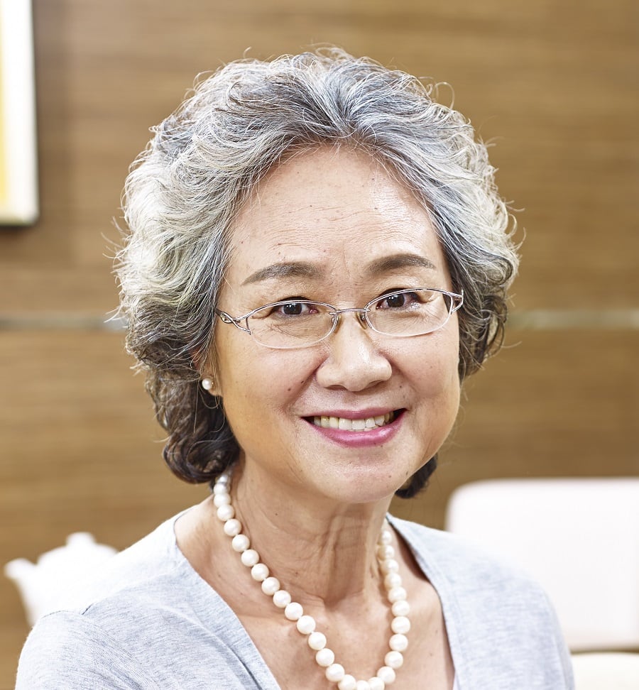 hairstyle for asian women over 50 with oval faces