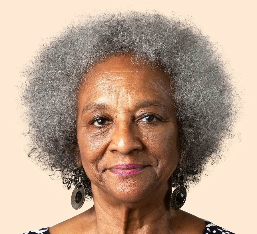 hairstyle for black women over 50 with oval faces