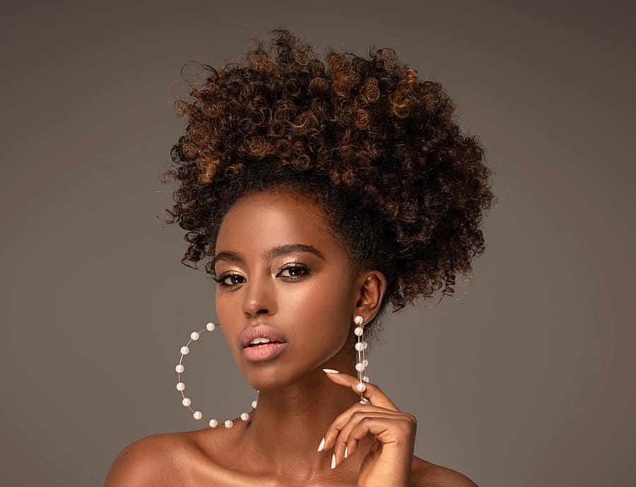 hairstyle for black women with oval faces