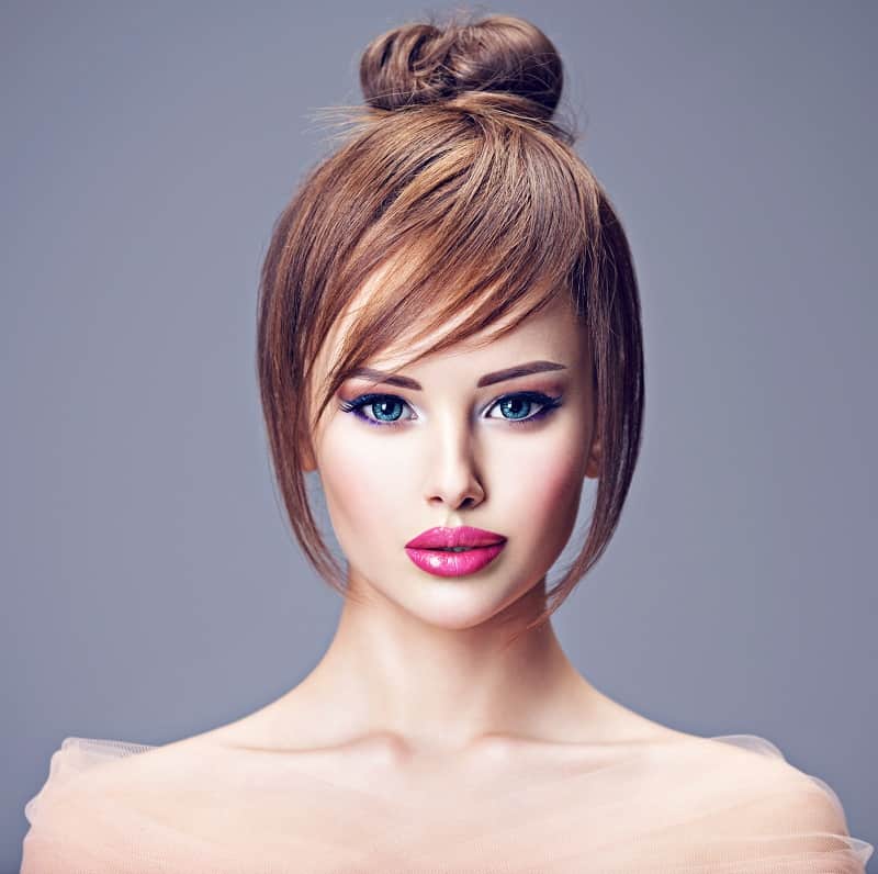 hairstyle for heart-shaped faces with big foreheads