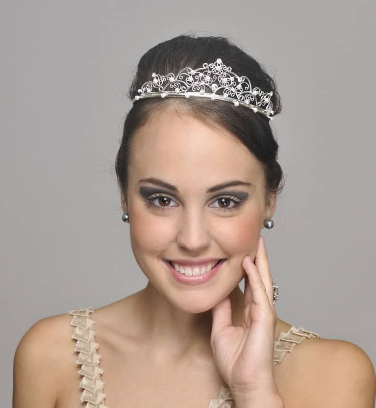 dama hairstyle for quinceanera