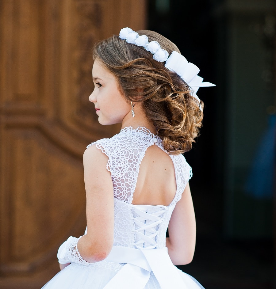 hairstyle for young bridesmaids