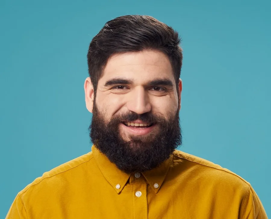 hairstyle with beard for men with fat faces and double chins
