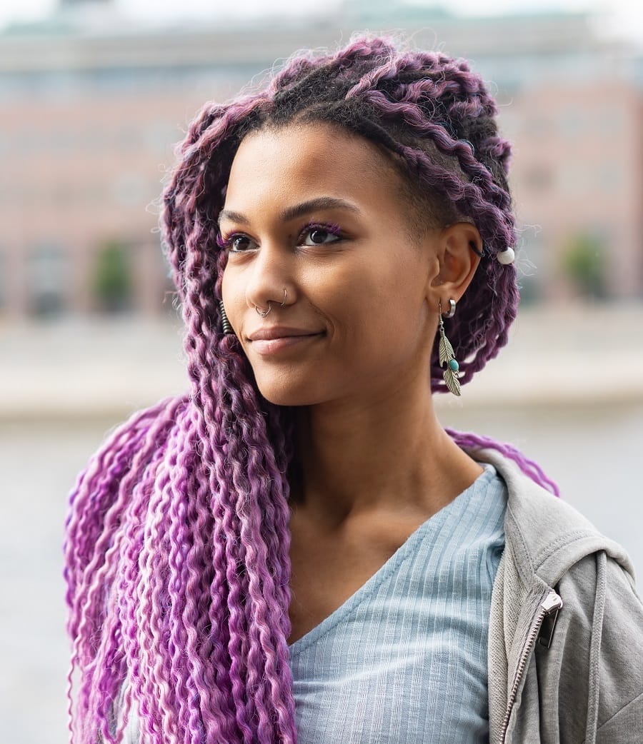 Hairstyle with extensions for black women with oval faces