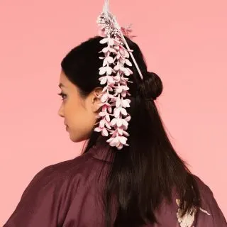 hairstyle with hair stick
