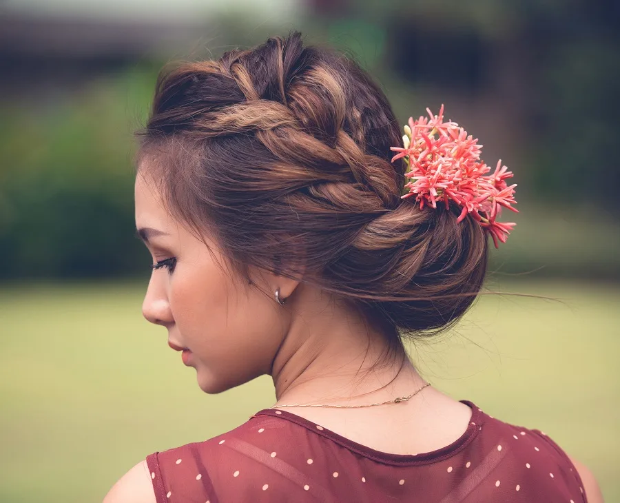 updo style for asian women 