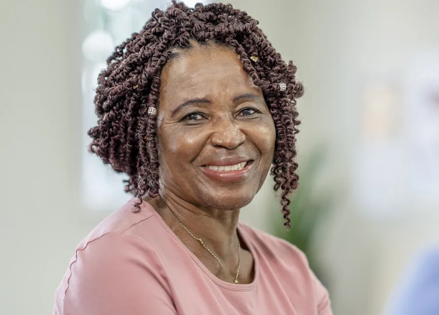 hairstyle for black women over 50