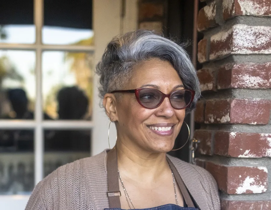 undercut hairstyle for black women over 50