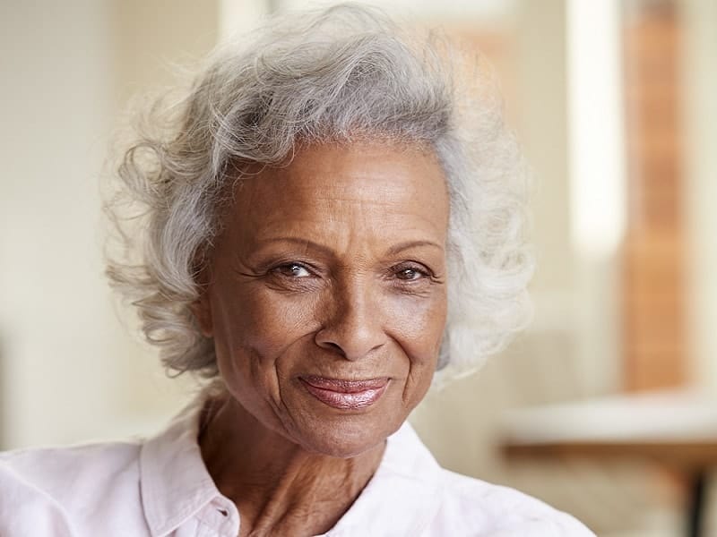 Image of Grey hair for over 60 oval face