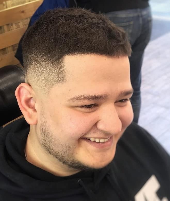 Haircuts For Round Faces Male On Haircuts