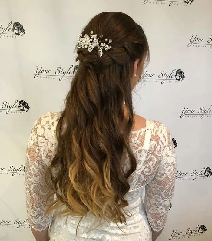 65 Stylish Hair Down Looks For Your Wedding 22 Trend