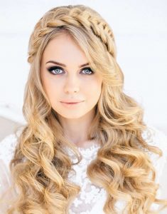 60 Gorgeous Wedding Hairstyles for Long Hair (2022 Trends)