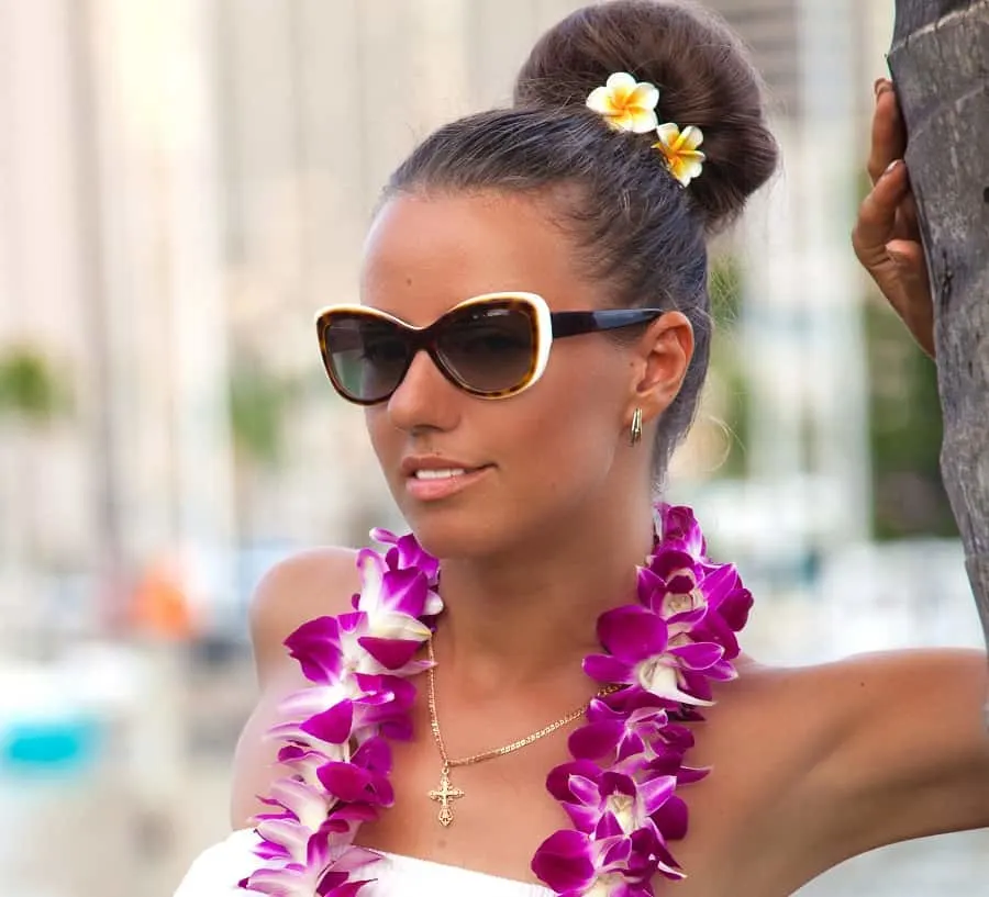 25 of The Hottest Hawaiian Hairstyles to Try in 2023