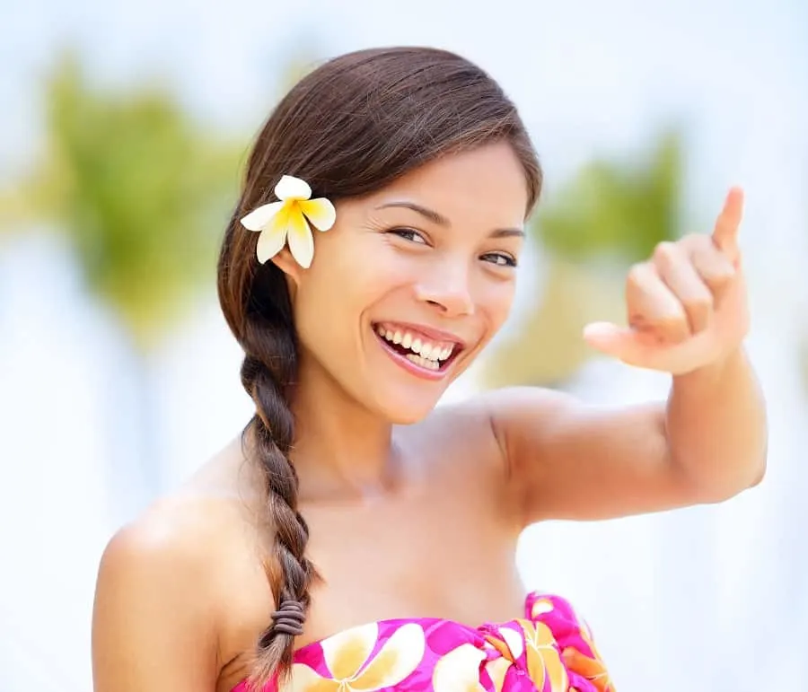 hawaiian twisted hairstyle