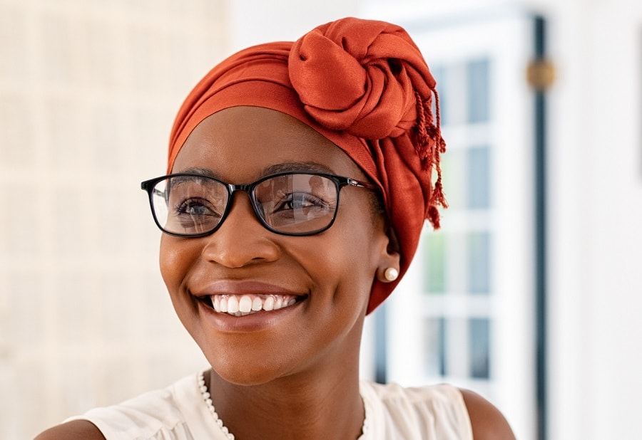 Head wrap hairstyle for black women with glasses