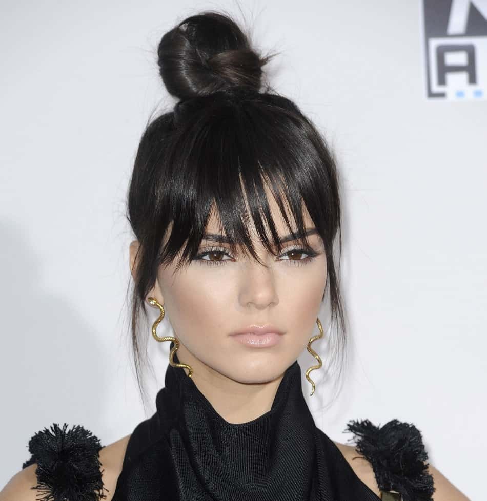 Hannah Simone's Low Bun Hairstyle with Blunt Bangs - Prom, Wedding, Party,  Formal, Awards, Spring - Careforhair.co.uk