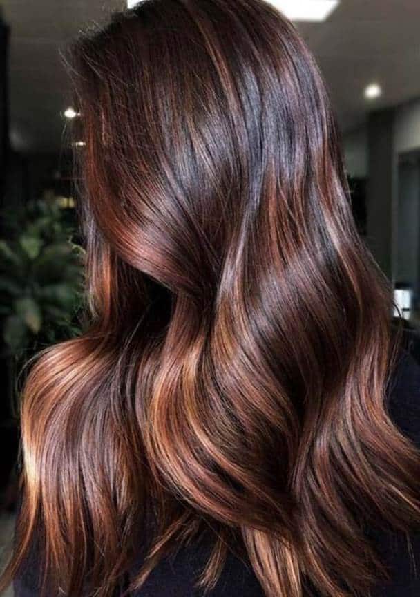 12 Fashionable Highlights Ideas for Long Hair to Flaunt