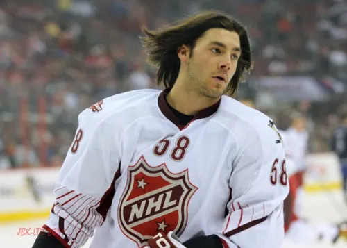 men's hockey flow haircut