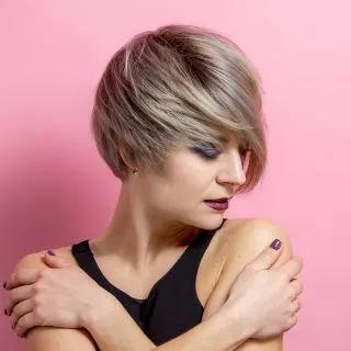 how to grow out pixie cut