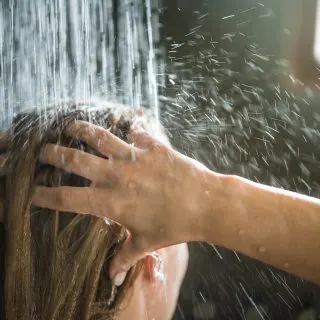 how to wash hair after bleaching and toning
