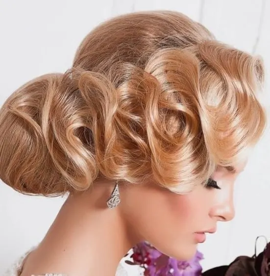Chic Chignon with Finger Wave hairstyle 