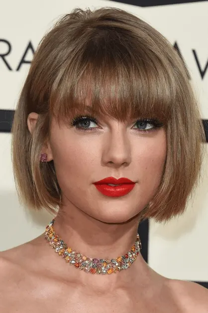 Taylor Swift Hairstyle Transformation To