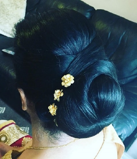 flower bun for indian women with long hair