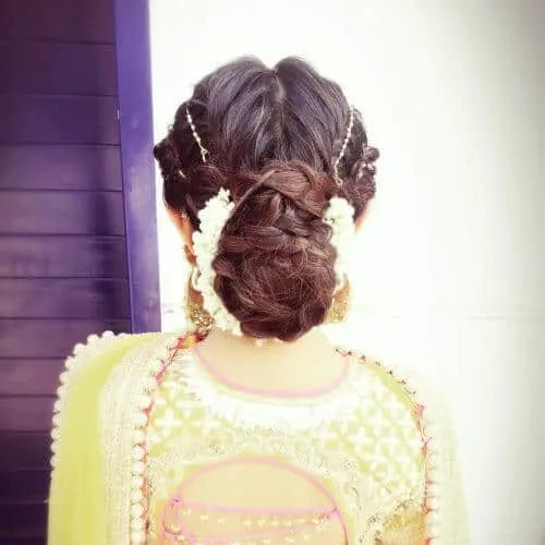 Samantha Ruth Prabhu's soft waves to Keerthy Suresh's bun: Hair styles to  steal from South Indian actresses | Times of India