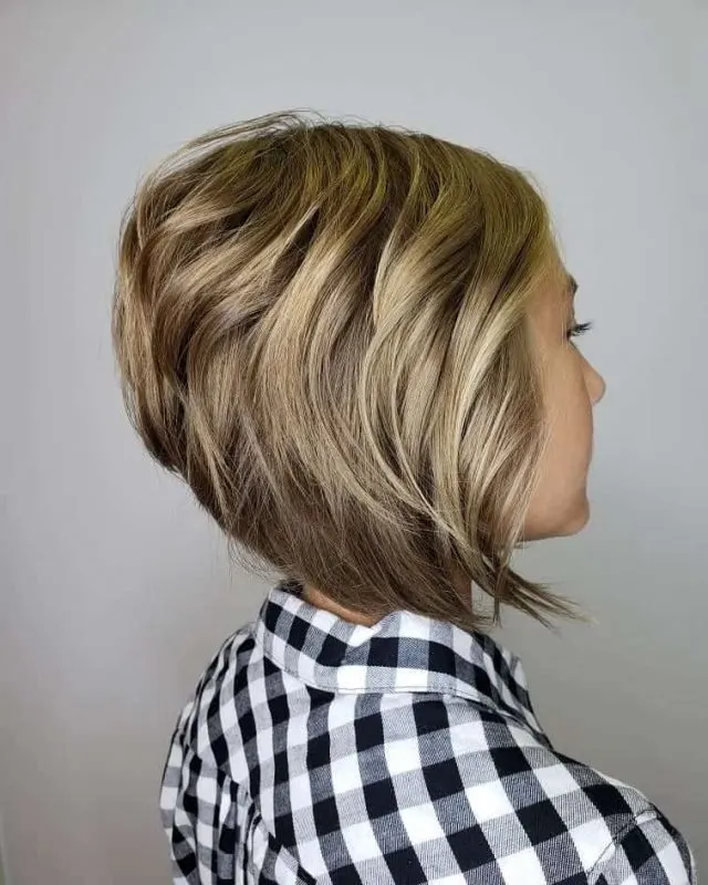 inverted bob with layers