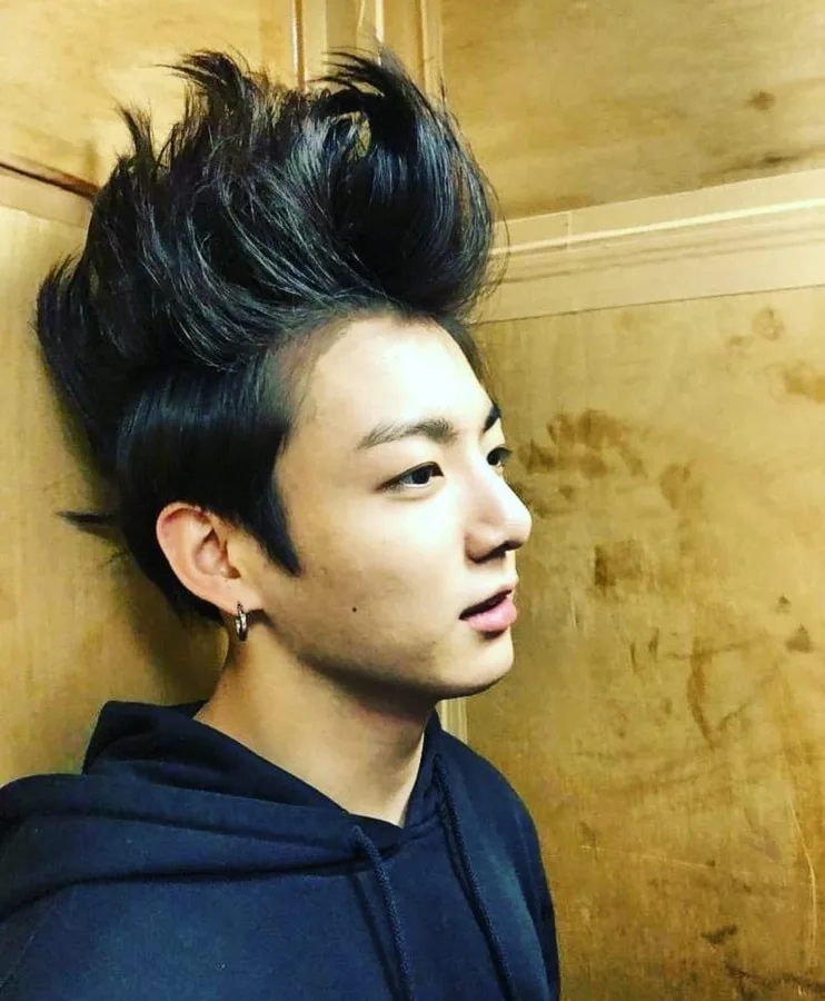 jungkook faux hawk hairstyle