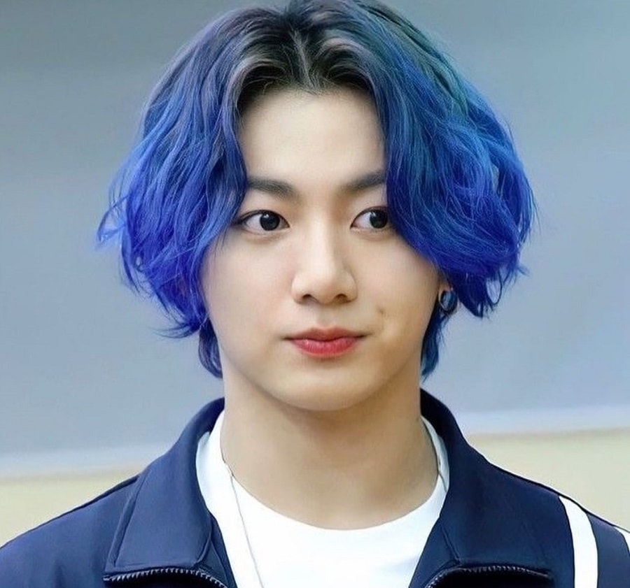 jungkook with dark blue balayage hair