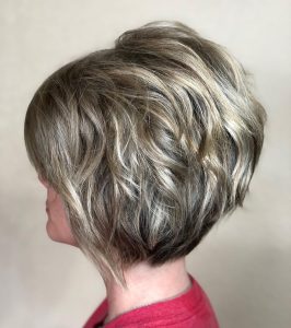 Karen Haircuts: Avoid These 15 Hated Styles – HairstyleCamp