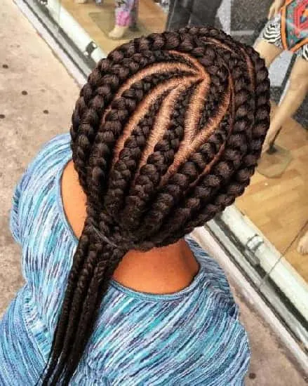 Kenyan braid with curves