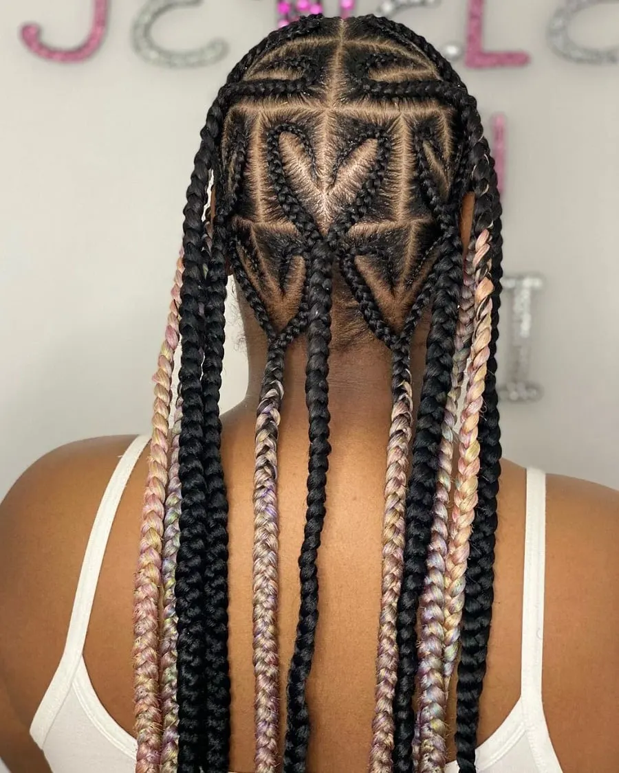 knotless box braids with heart design