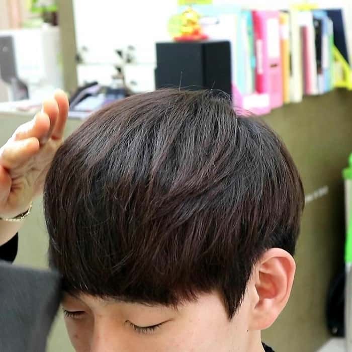 25 Super Cool Korean Hairstyles for Men 2023  HairstyleCamp