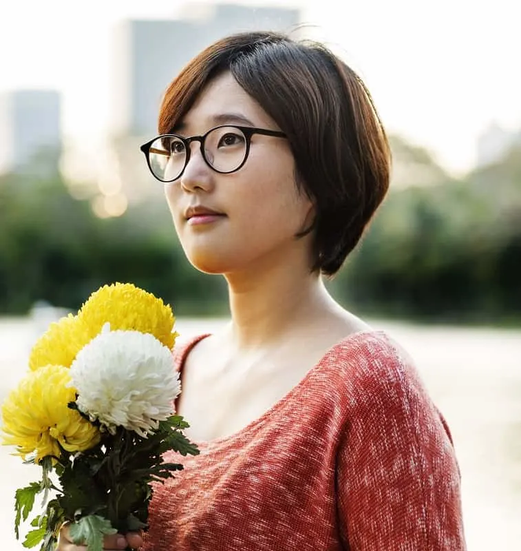 15 Korean Hairstyles for Women That Turn Heads [2023]