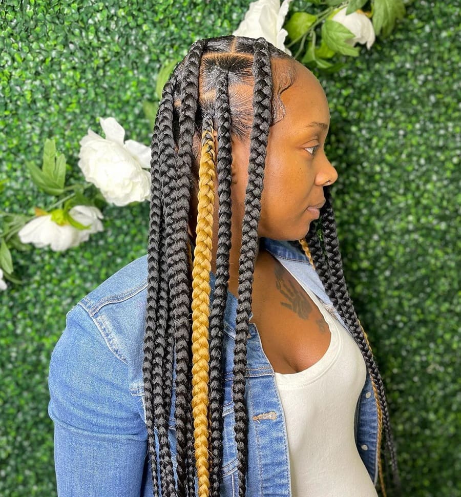 10 Super-Chic Large Knotless Braids For 2024 – HairstyleCamp