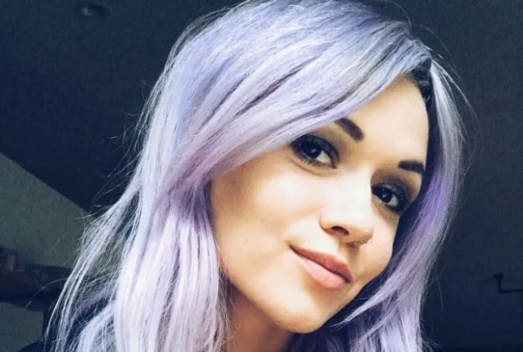 makeup tips for lavender grey hair