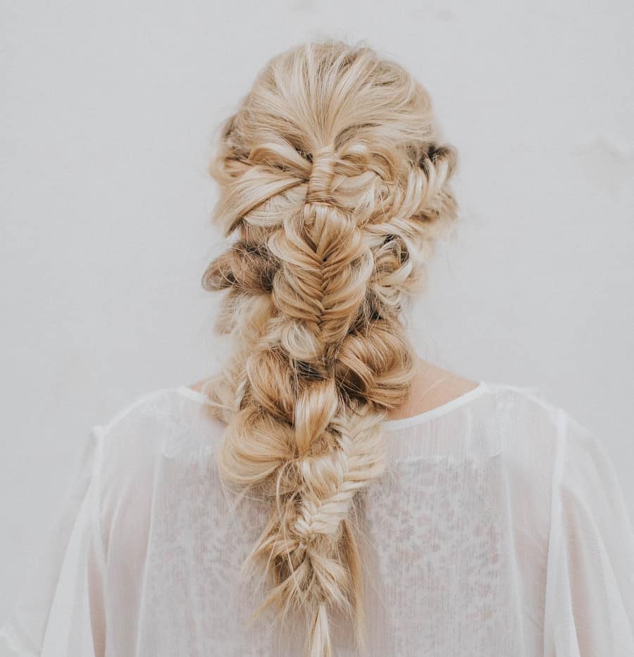 layered hair with mermaid braid