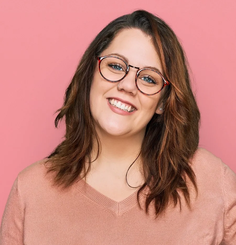 layered hairstyle for women with big noses