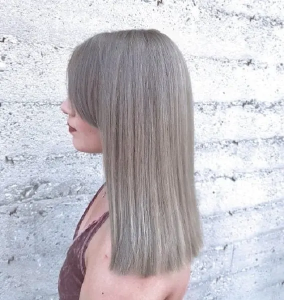 45 Charismatic Light and Dark Ash Blonde Hairstyles [2024]