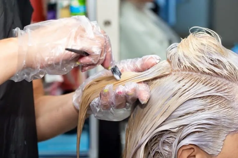 How to Dye Light Blonde Hair