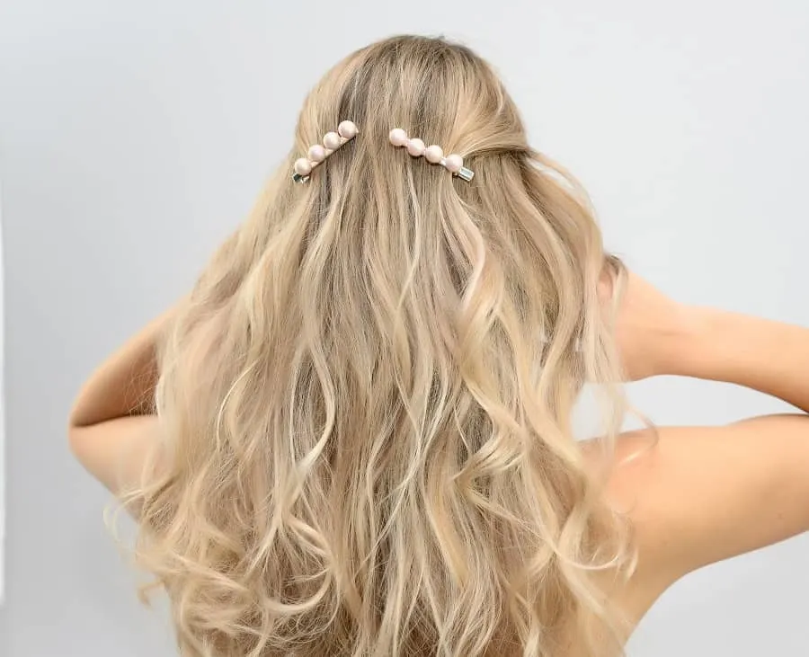 light blonde hair color