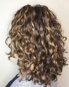 The 7 Best Light Brown Curly Hairstyles in 2024 – Hairstyle Camp