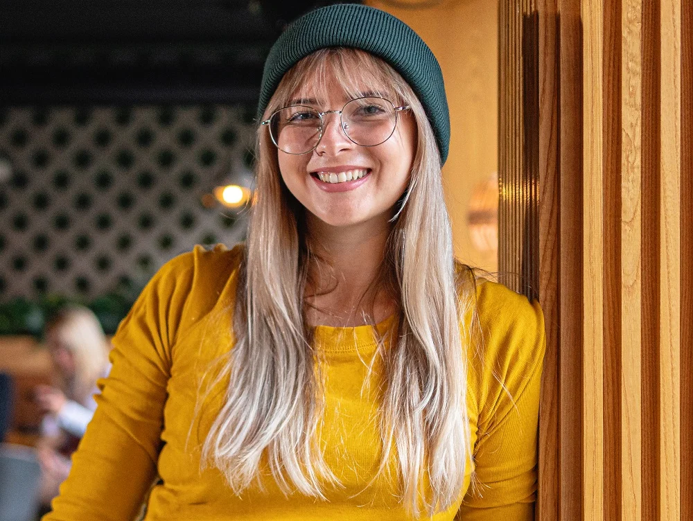 long bangs for round faces with glasses