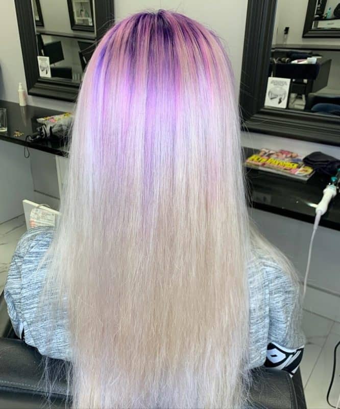 long blonde hair with shadow root
