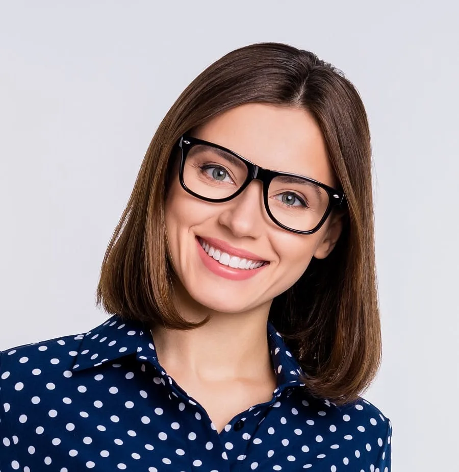 long bob for women with glasses