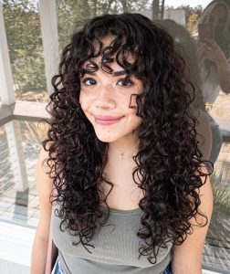 16 Most Flattering Curly Shag Haircuts For 2024 – HairstyleCamp