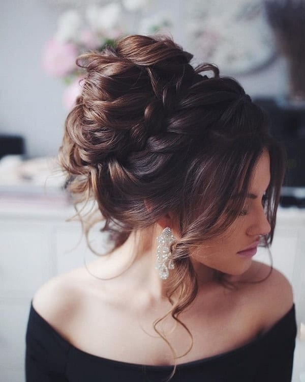 21 Cute and Easy Messy Bun Hairstyles - StayGlam | Messy bun hairstyles, Bun  hairstyles, Scrunchie hairstyles