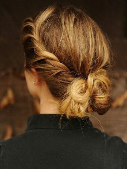 indian hairstyle with low bun